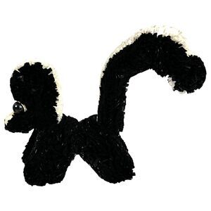 Vintage Kitchy Pom Pom Skunk Standing Décor
